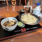 さわ屋 手打うどん - もりうどん肉汁(香り豚)付き。美味し。