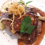 レ・スリジェ - 牛肩ロースにオプションでフォアグラを追加