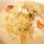 マニマニ - 合鴨ロースベーコンと湯葉・豆腐・温玉の京風カルボ