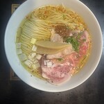 みかさ - 丸鶏塩そば¥900