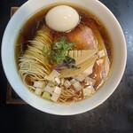 みかさ - 黄金大吟醸醤油ラーメン¥980 + 味玉¥120