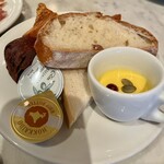 MORETHAN TAPAS LOUNGE - 