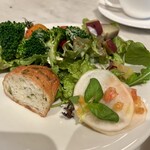 MORETHAN TAPAS LOUNGE - 