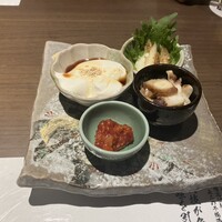 高級ブランド干物 『銀座伴助』 銀座本店 - 前菜（アワビ干物、たこ干物、ジーマミー豆腐）全て美味