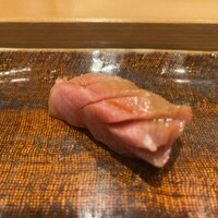 寿司割烹 魚紋 - 中トロ