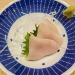 海鮮食堂 魚盛 さいたま新都心コクーンシティ店 - ｢鰤刺身｣この白さは何⁉…　大トロブリ⁉(゜_゜;)
