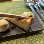 グリチネ - セロリと蕎麦のムース・季節野菜とそば粉のキッシュ