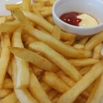 ガスト - 山盛りポテトフライとマヨケチャ（クーポンで３２０円）