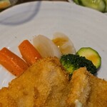 キッチン ブルー グローブ - 備え付け野菜のアップ