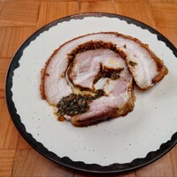 ザ タヴァン グリル＆ラウンジ - ローストポルチェッタ