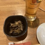 青山ぼこい - 舞茸とアワビのお通し。アワビが思いの外たくさん