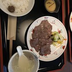 牛たん焼き 仙台辺見 - 