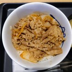 松屋 - 令和7年1月 24時間営業
牛めし並(みそ汁付) 税込430円