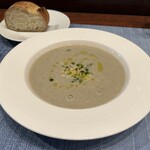 Bistro Q - ごぼうのポタージュ