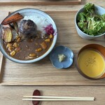 つるよし料理店 - ハンバーグカレーセット