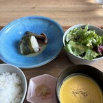 つるよし料理店 - ゲンゲが昆布にまかさっておる