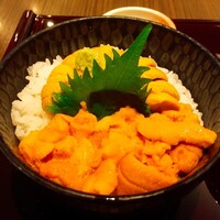 函館うに むらかみ 日本生命札幌ビル店 - 生うに丼（塩水バフンうにムラサキうに食べ比べ丼）