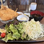 恵 - 野菜高いのに盛り盛り、お野菜苦手な方お願いです、残してしまうのであればオーダー時に少な目でお願いしてほしい。