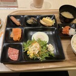 ヴィータダイニングソリスグラーティア - 