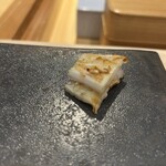 鮨 心白 - あおりいか耳