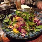 色菜広場 いっぽいっぽ - 生ハム入りサラダ