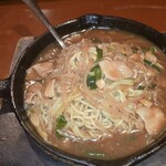 はしごや 楽 - 名物!あんかけ焼そば