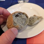 レストラン アンシェーヌ藍 - 自家製パンはオリーブオイルで