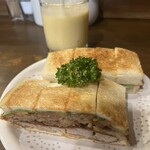 ニューアストリア - 