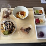 鶴雅ビュッフェダイニング札幌 - 