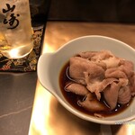 近江牛 すき焼き しゃぶしゃぶ 都 - 一枚の肉で取り皿いっぱいに！