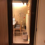 近江牛 すき焼き しゃぶしゃぶ 都 - 玄関