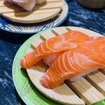 回転寿司 根室花まる 銀座店 - 