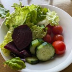 ブッフェ・ダイニング オーシャンテラス(ヨコハマ グランド インターコンチネンタル ホテル) - レタス・ミニトマト・キュウリ