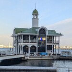 ブッフェ・ダイニング オーシャンテラス(ヨコハマ グランド インターコンチネンタル ホテル) - プカリ桟橋