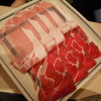銀座しゃぶ通 - 国産豚と牛ロース