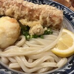 梅田 釜たけうどん - 