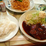 ハンバーグライス