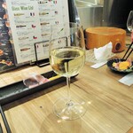 ミアスタンド - 白ワイン(ヴェルナッチャ)