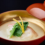 名駅なだ万茶寮 - 料理写真:出しを味わう～椀～