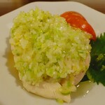 中華旬彩 西尾 - 蒸し鶏の葱塩ソース