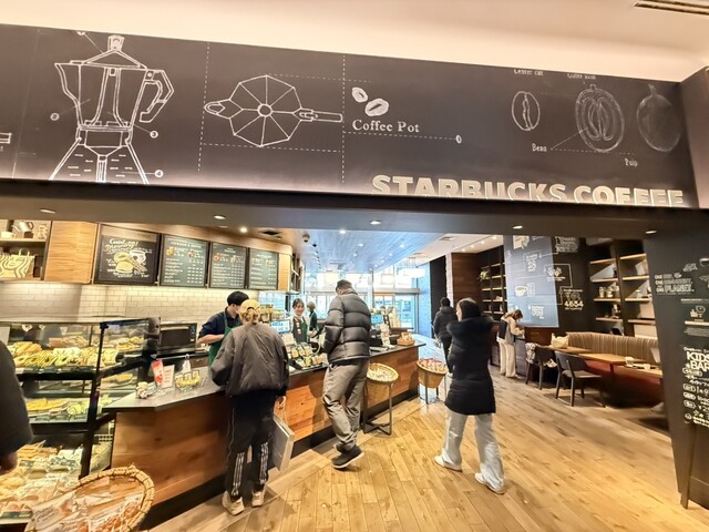 Starbucks Coffee - こはく様② スターバックス ta_art_walker | -STARBUCKS COFFEE LINKS UMEDA 2階店