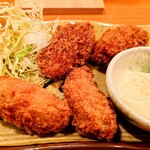 居食屋 侍々 - 牡蠣フライ