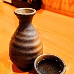 居食屋 侍々 - 八海山（あつ燗）