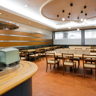 大阪市立中央図書館B1FOPEN！広々落ち着いた雰囲気の店内