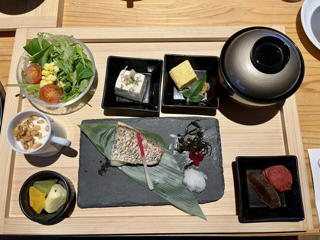 DININGROOM IN THE NARAMACHI photo