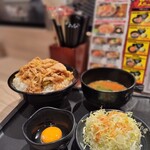 伝説のすた丼屋 - 