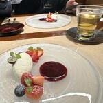 小石川 中勢以 - 