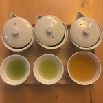 手鞠鮨と日本茶 宗田 - 左から玉露、煎茶、ほうじ茶