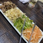 赤坂大関 別館 マル忠 - ナムル盛り合わせ