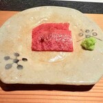 日本焼肉はせ川 別亭 - 神戸牛サーロイン刺身１